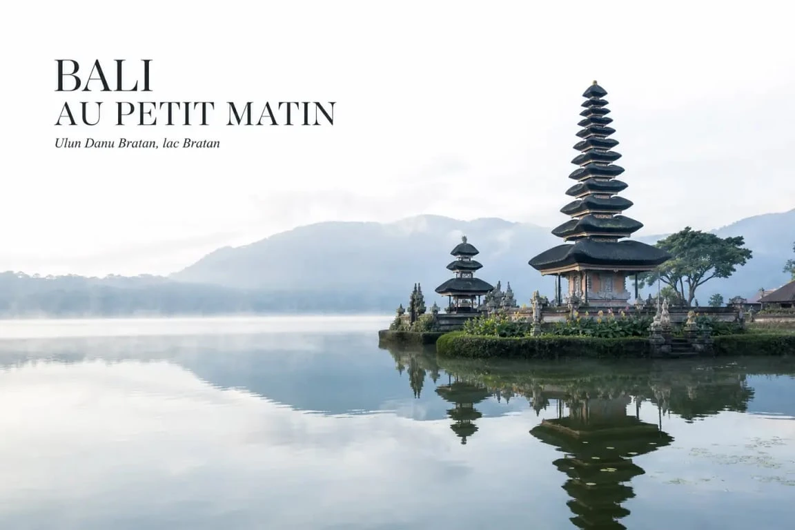 Temples of Bali : Ulun Danu Bratan au bord du lac dans la brume du matin