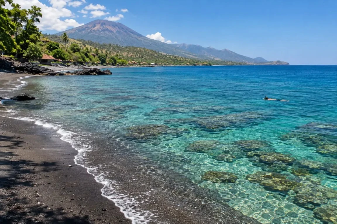 Où sont les plus belles plages de Bali : snorkeling et sable volcanique à Amed