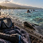 Snorkeling Bali : masque et tuba sur la plage d’Amed, eau turquoise